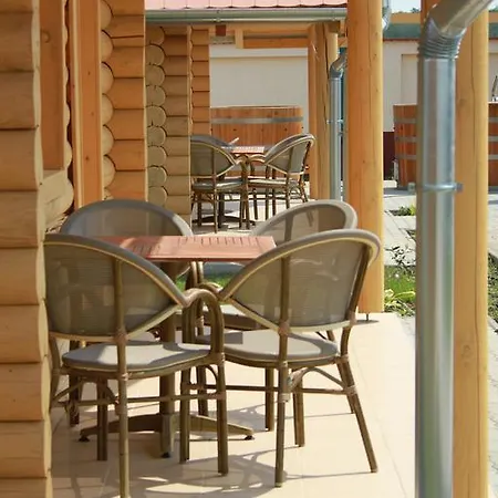 Guest house Tuzseri Palinka Tanya Tuzser