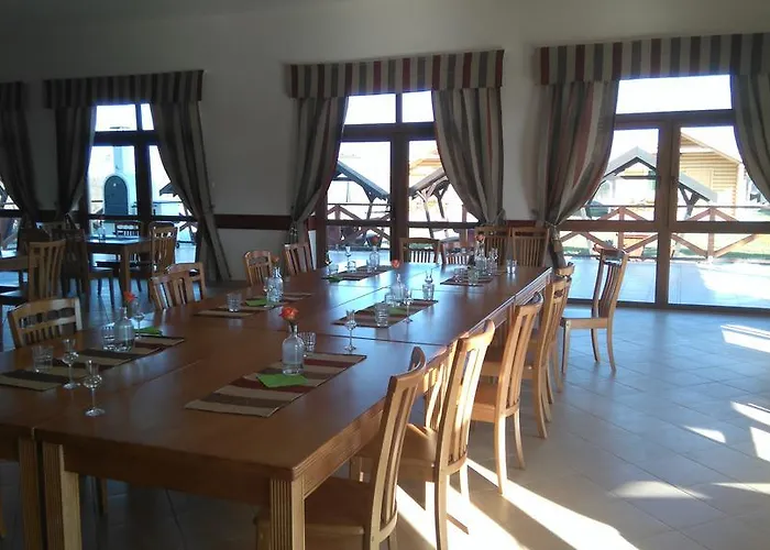 Tuzseri Palinka Tanya Tuzsér